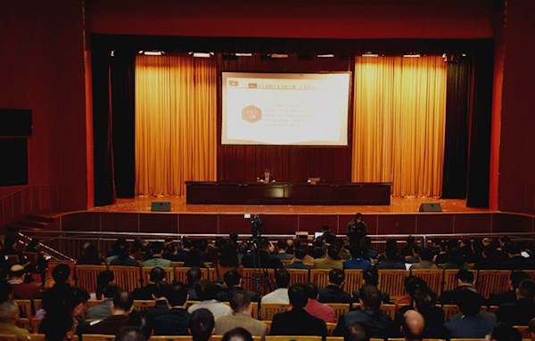 ��ί�������ڻ�ͬ����ʮ�Ŵ���������ǿ��Ҫ�á������ڽ�ȥ����ѧʵ��