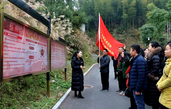 ��ԣͬ־����ݣ�ʮ�Ŵ�������������